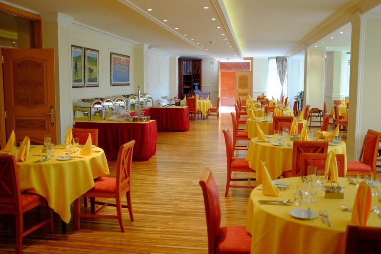 Abyssinia Renaissance Hotel Adis Abeba Exterior foto