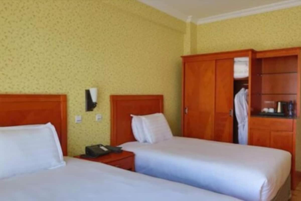 Abyssinia Renaissance Hotel Adis Abeba Exterior foto