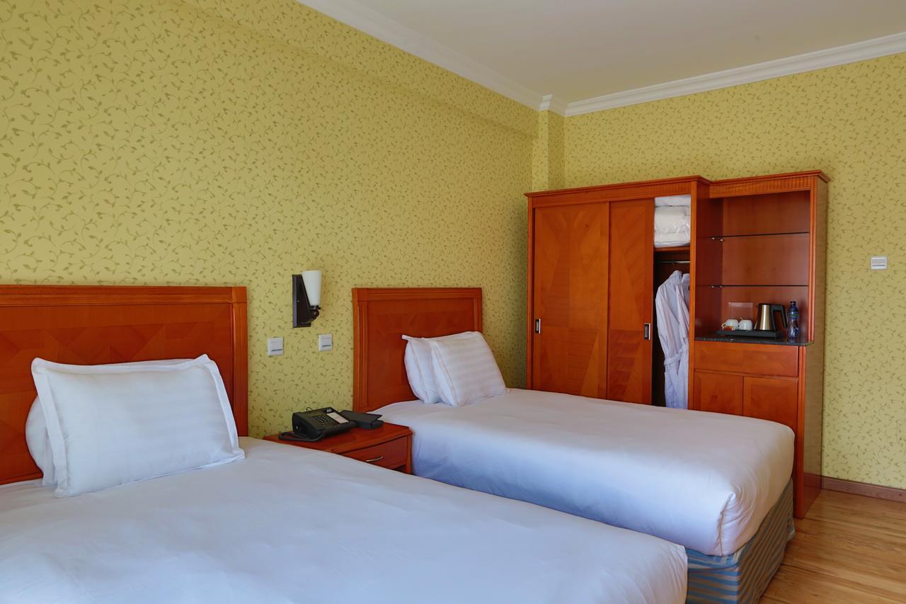 Abyssinia Renaissance Hotel Adis Abeba Exterior foto