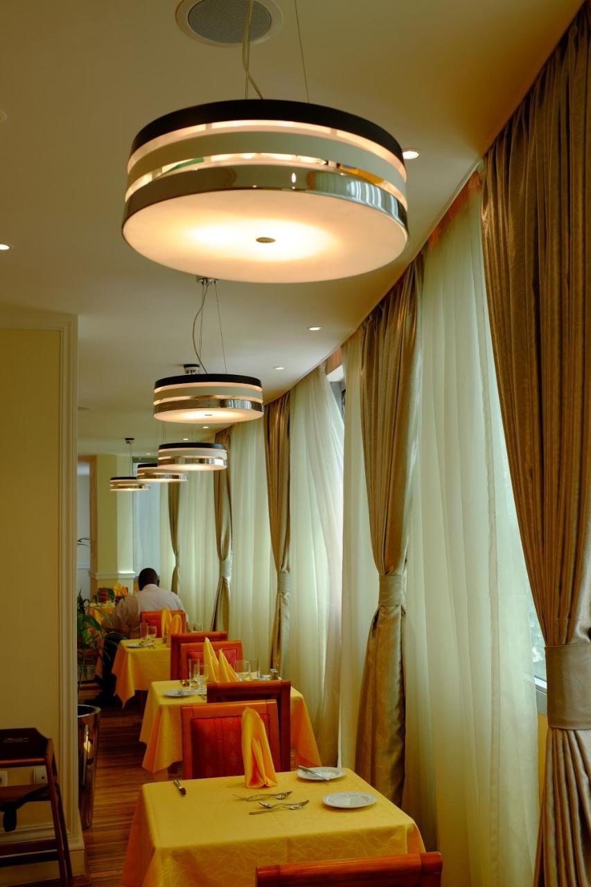Abyssinia Renaissance Hotel Adis Abeba Exterior foto